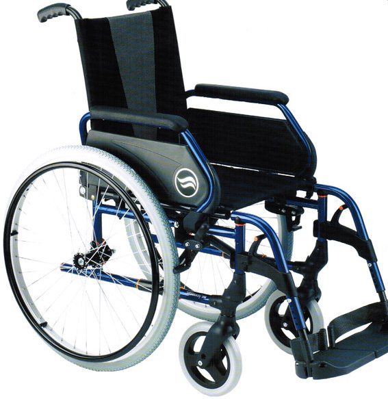 CADEIRA RODAS BREEZY B250